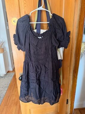 H&M Black Elastic Waist Puff Sleeve Mini Dress